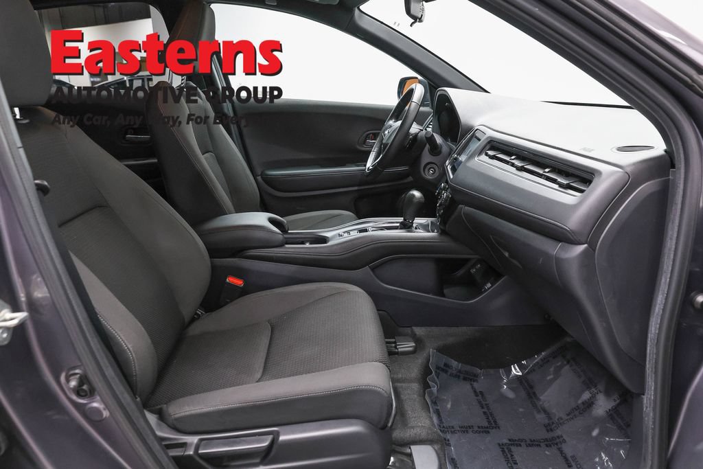 Used 2021 Honda HR-V Sport image 22