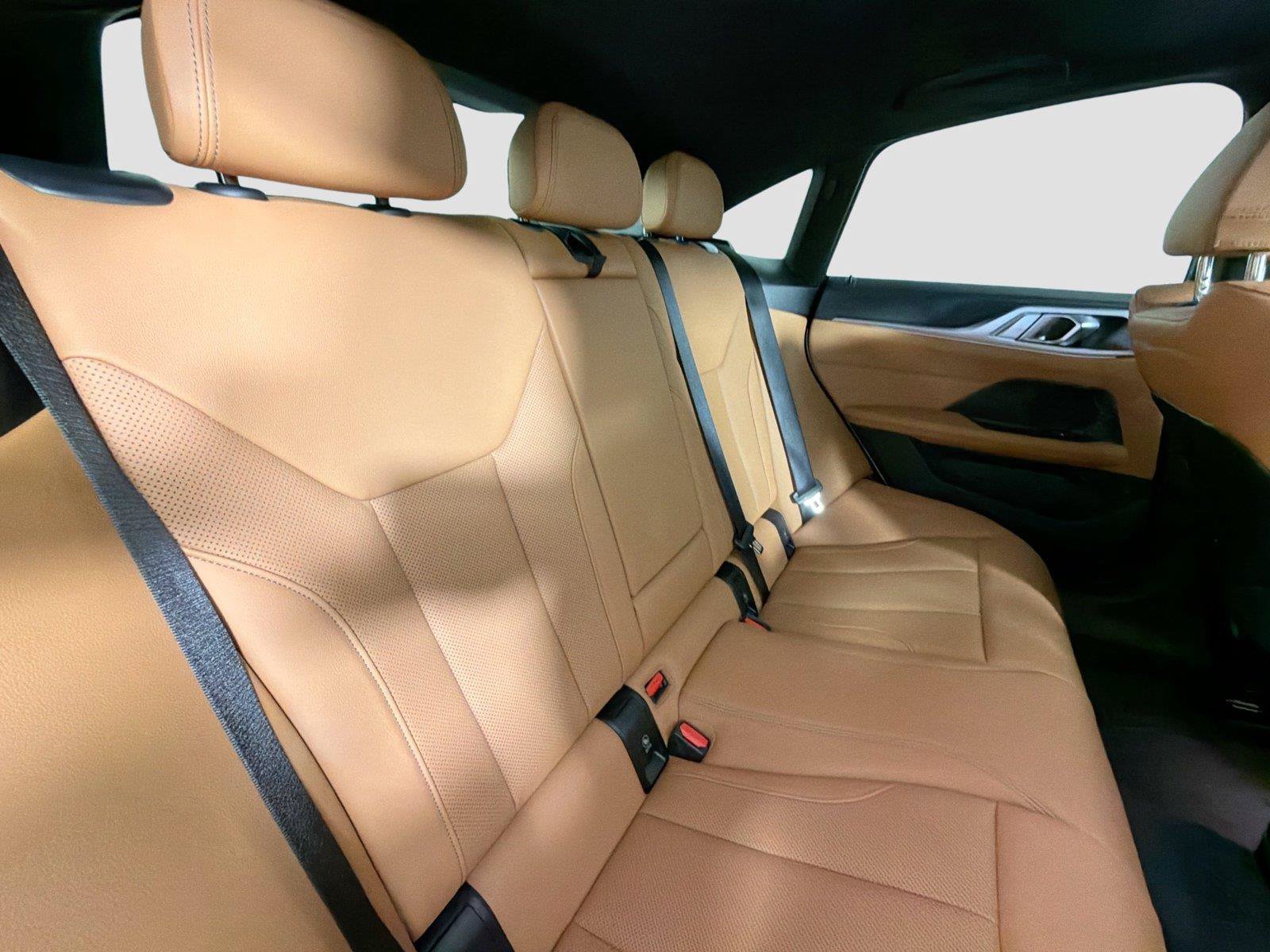 Used 2024 BMW M440i Gran Coupe RWD image 27