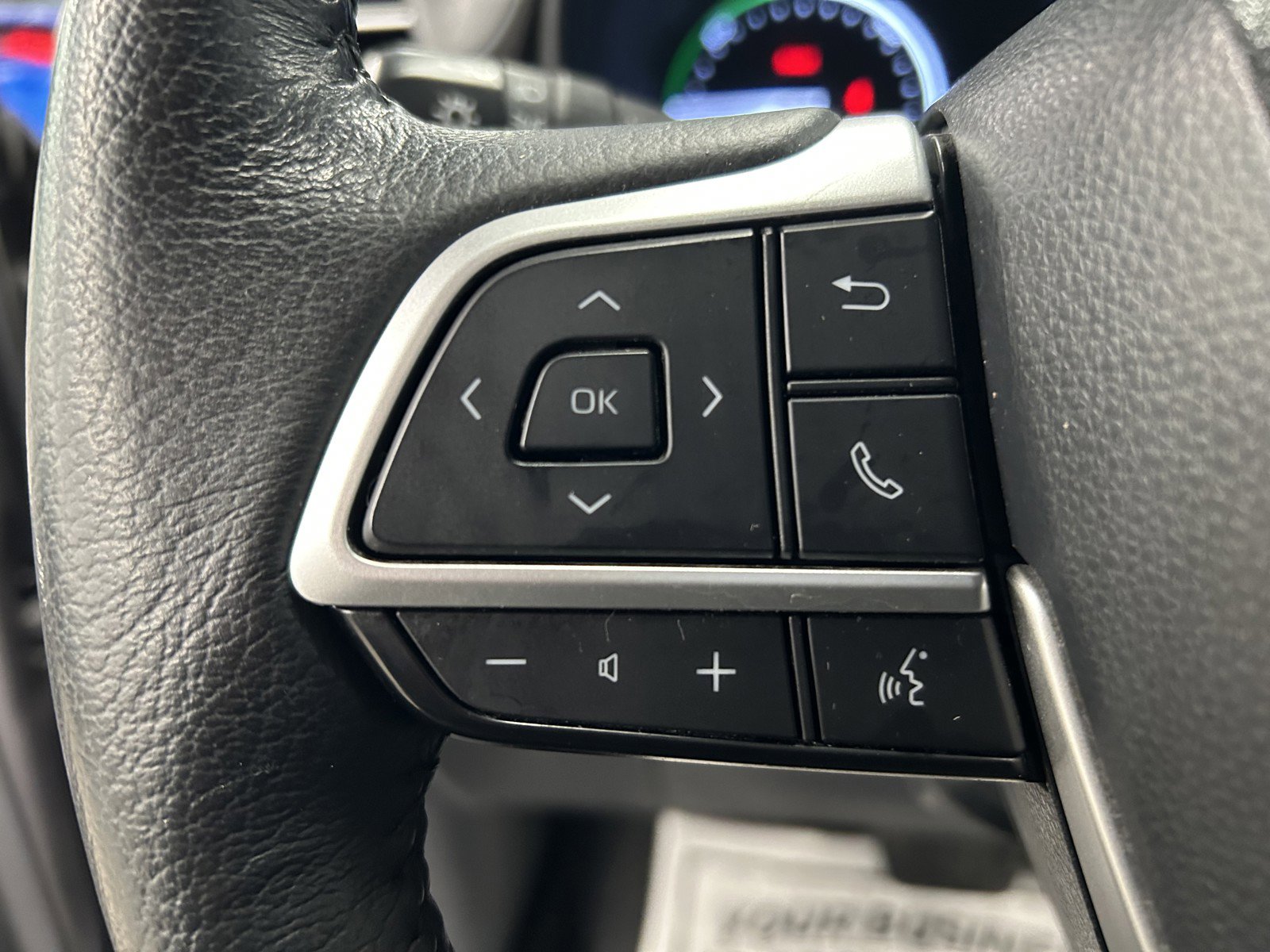 Used 2023 Toyota Sienna XLE image 18