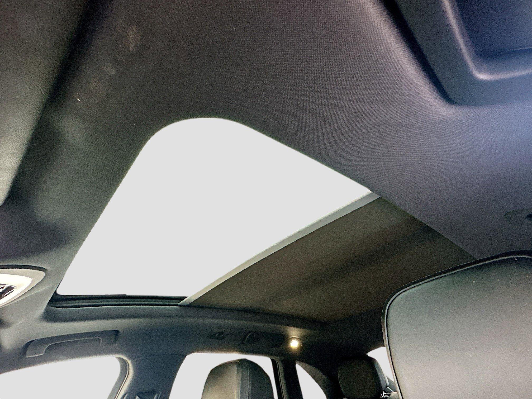 Used 2024 Porsche Macan image 20