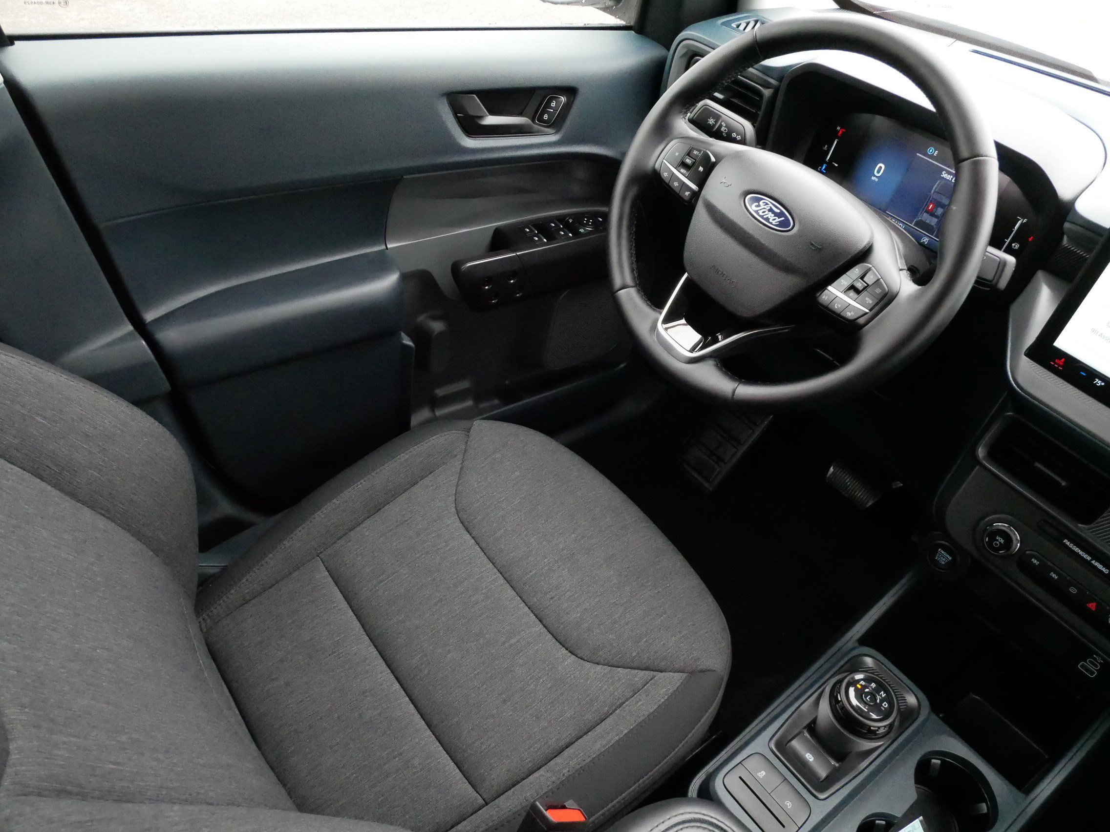 Used 2025 Ford Maverick XLT w/ XLT Luxury Package image 8