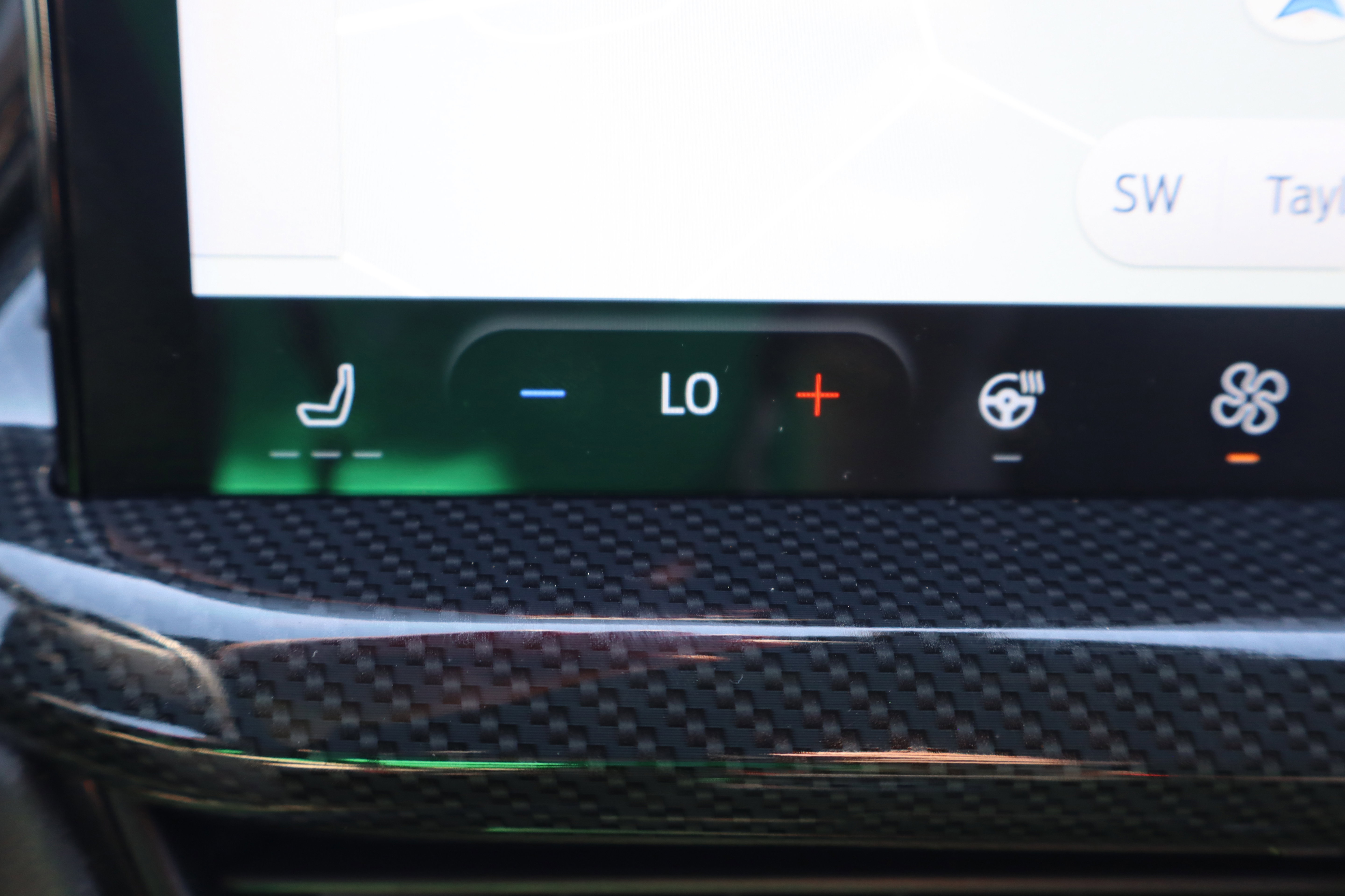 Used 2024 Ford Escape ST-Line w/ Tech Pack #1 AWD/4WD image 23