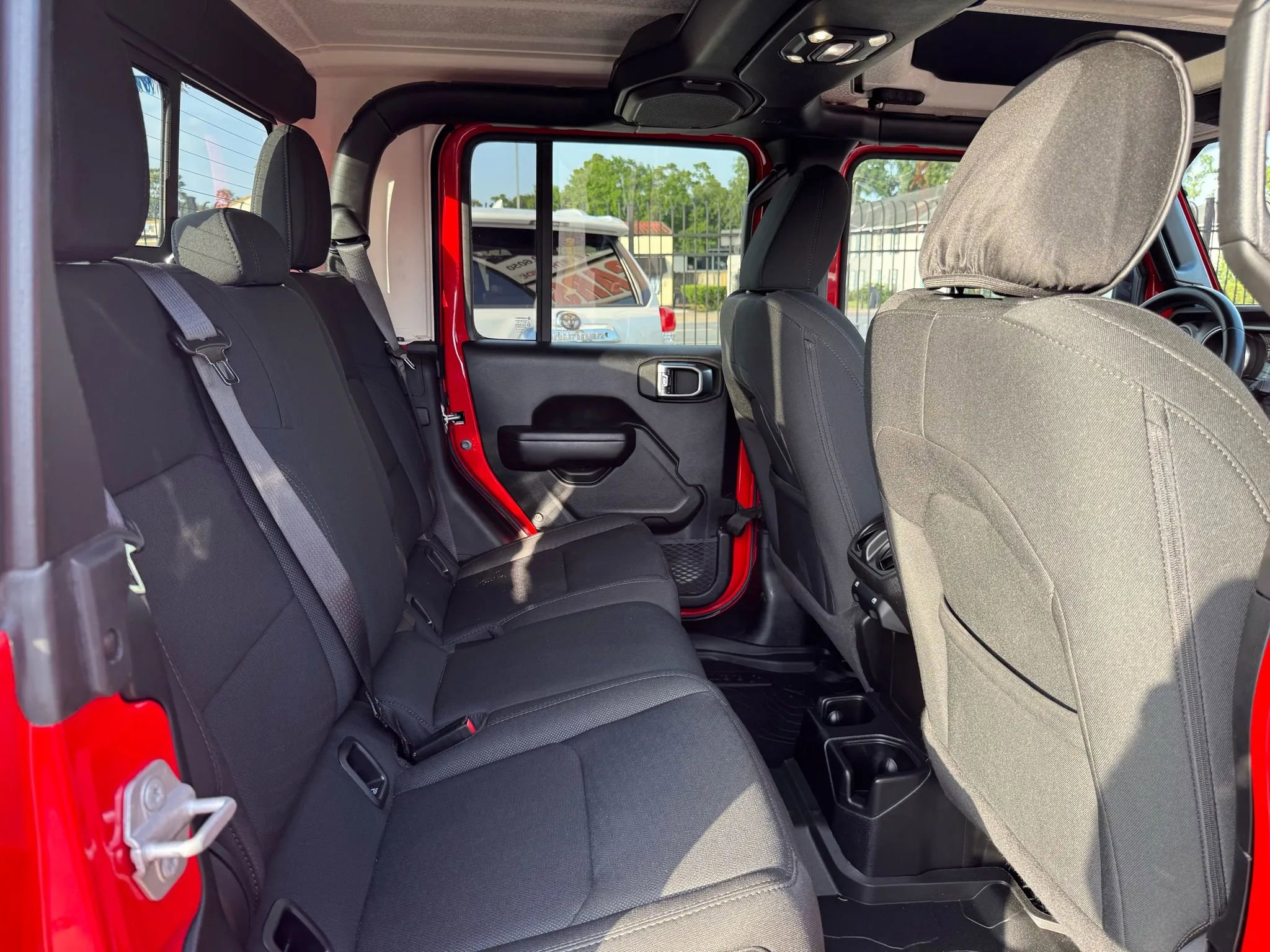 Used 2021 Jeep Gladiator Sport image 30