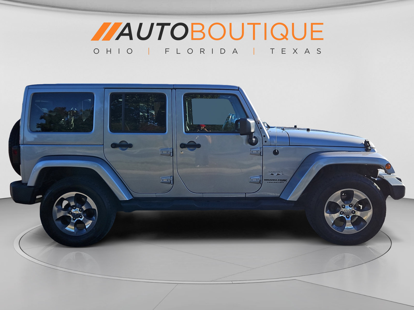 Used 2018 Jeep Wrangler Unlimited Sahara AWD/4WD image 6