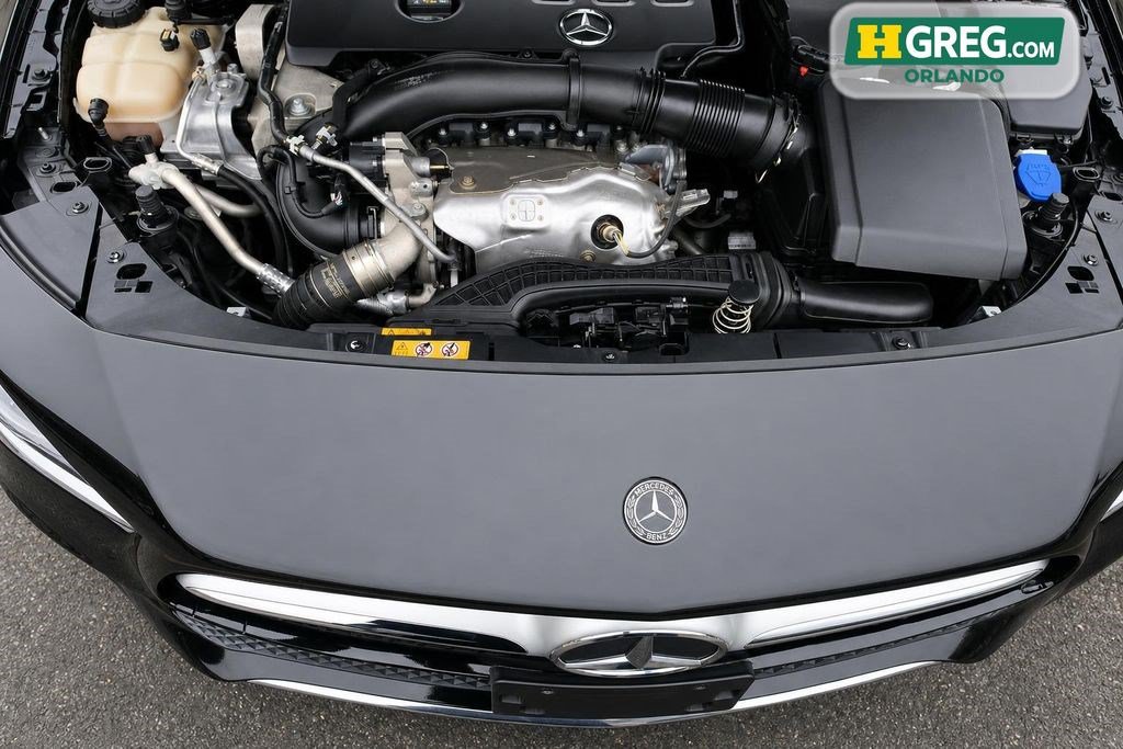 Used 2023 Mercedes-Benz CLA 250 4MATIC w/ Premium Package image 15
