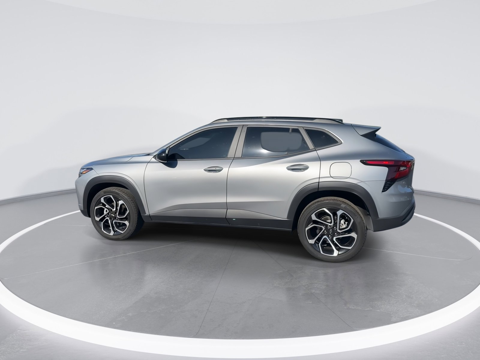 Used 2024 Chevrolet Trax RS w/ Sunroof Package image 6