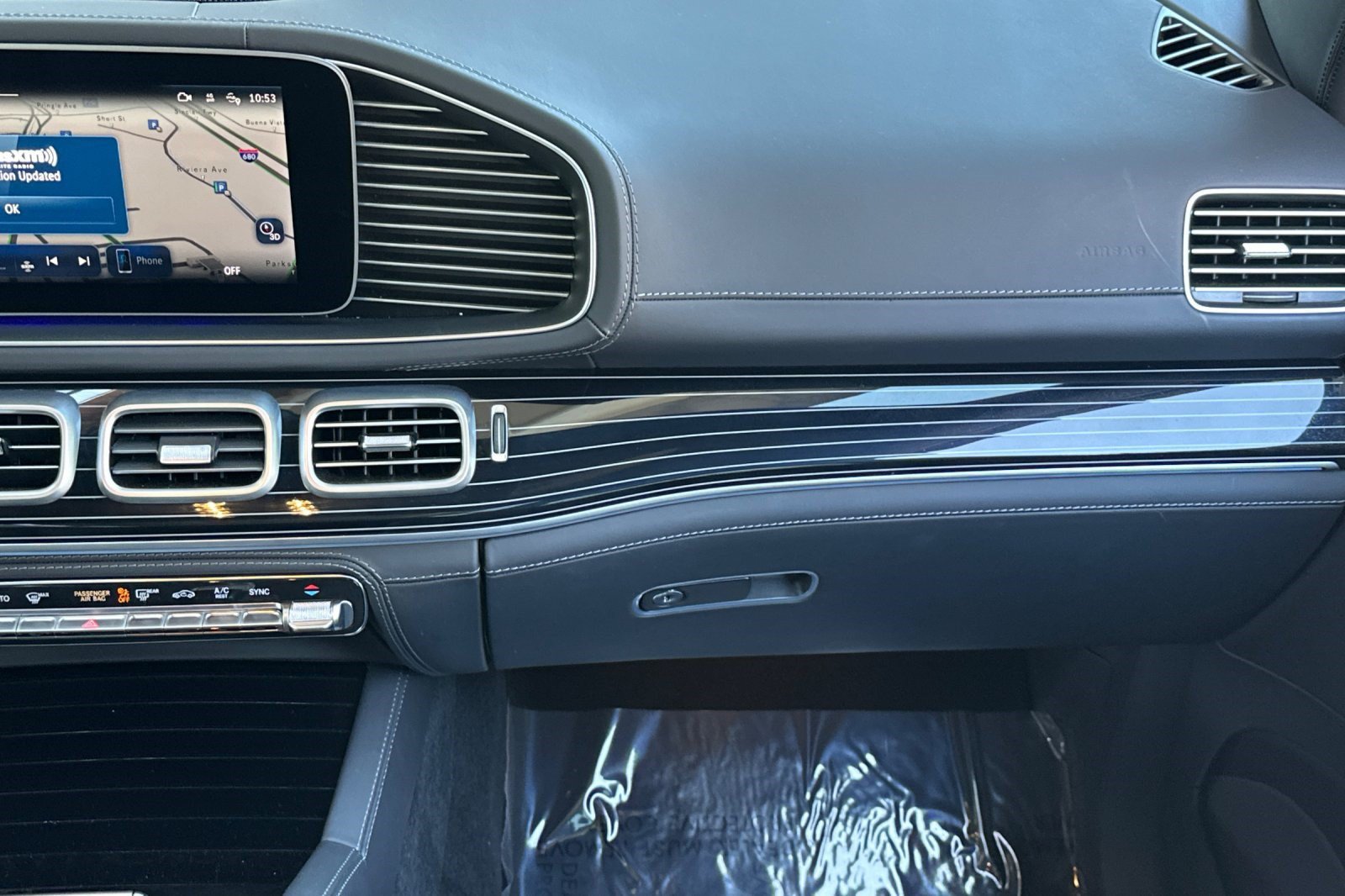 Certified 2025 Mercedes-Benz Maybach GLS 600 4MATIC image 30