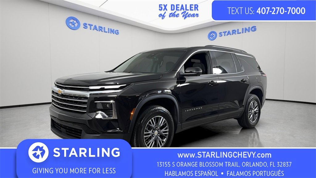 Used 2025 Chevrolet Traverse LT w/ Driver Confidence Package