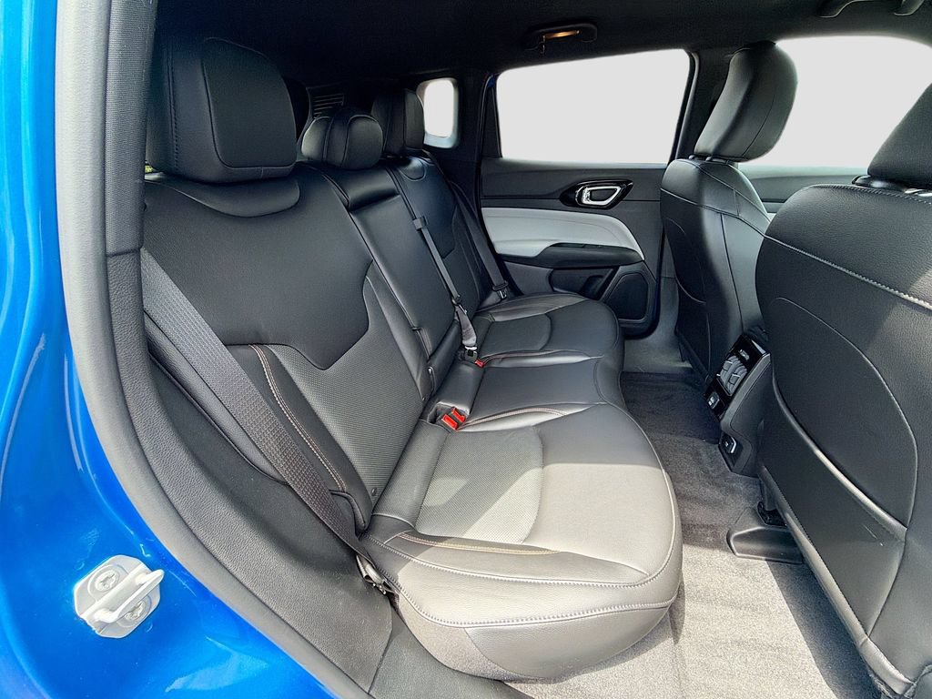 Used 2023 Jeep Compass Limited AWD/4WD image 28