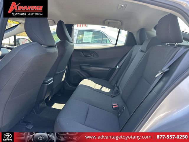 Used 2024 Toyota Prius Prime FWD image 11
