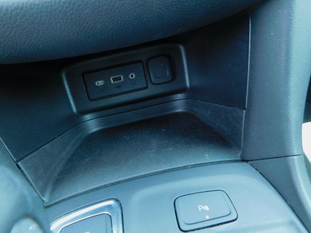 Used 2024 Chevrolet Equinox LT AWD/4WD image 18