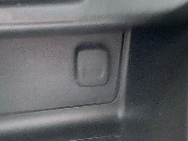 Used 2022 Chevrolet Colorado ZR2 image 24