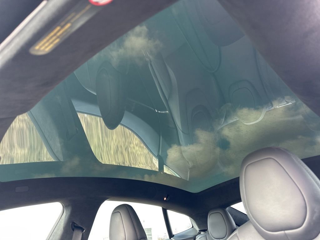 Used 2022 Tesla Model S image 5