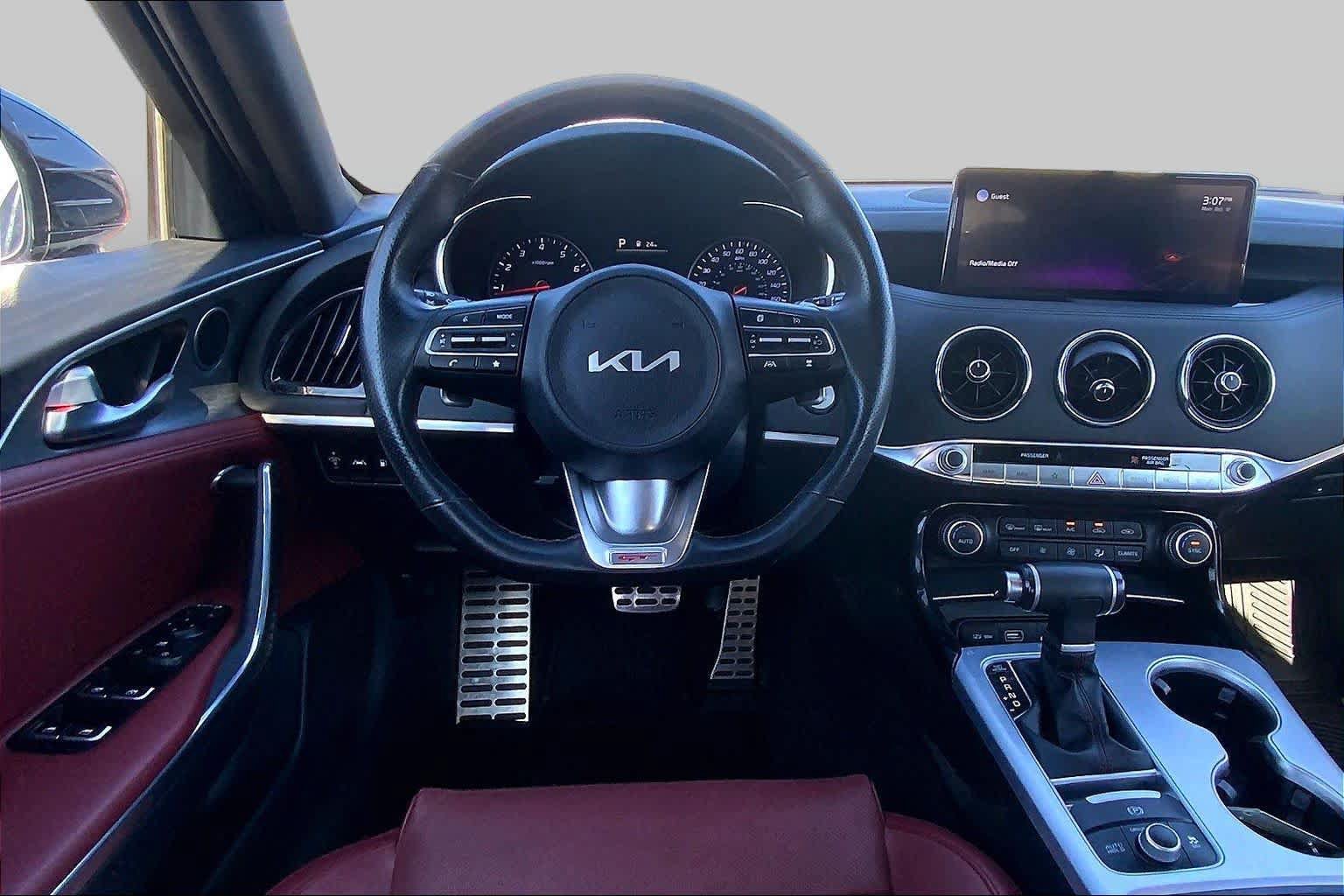 Used 2022 Kia Stinger GT1 w/ Red Interior Color Package RWD image 6