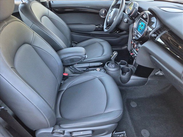 Used 2021 MINI Cooper 2-Door Hardtop FWD image 20