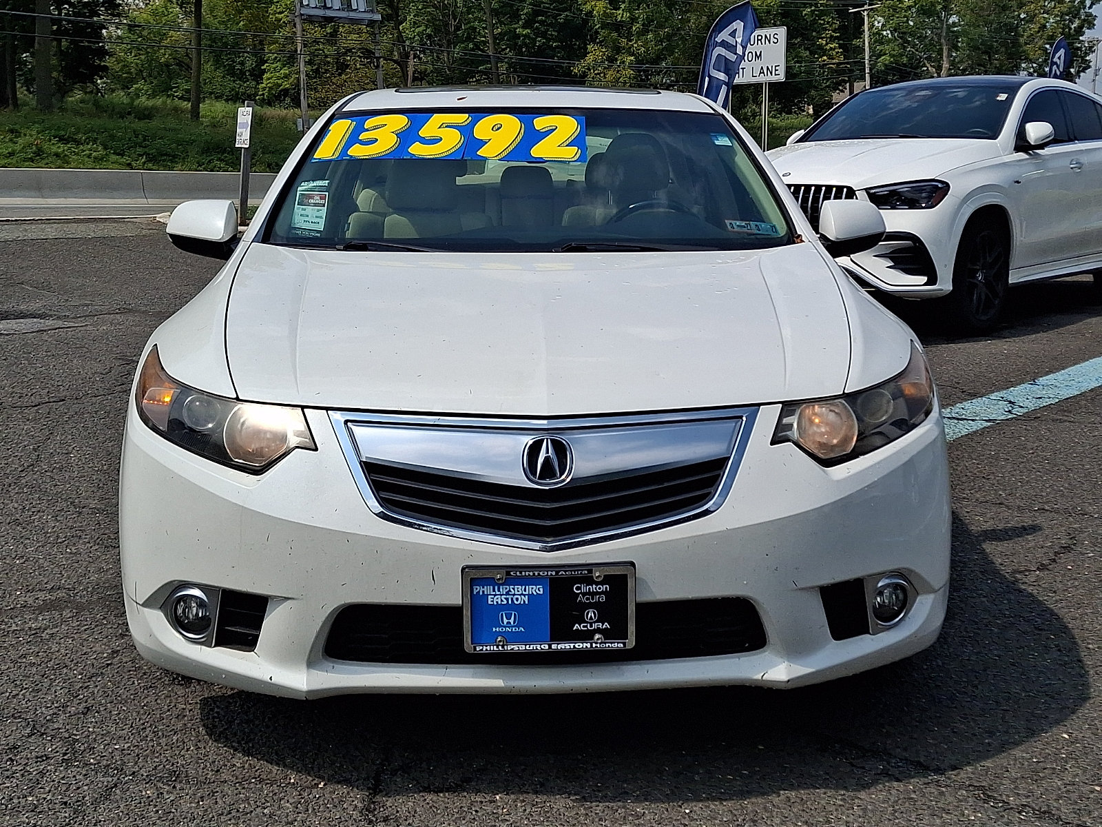 Used 2014 Acura TSX Sedan FWD image 2
