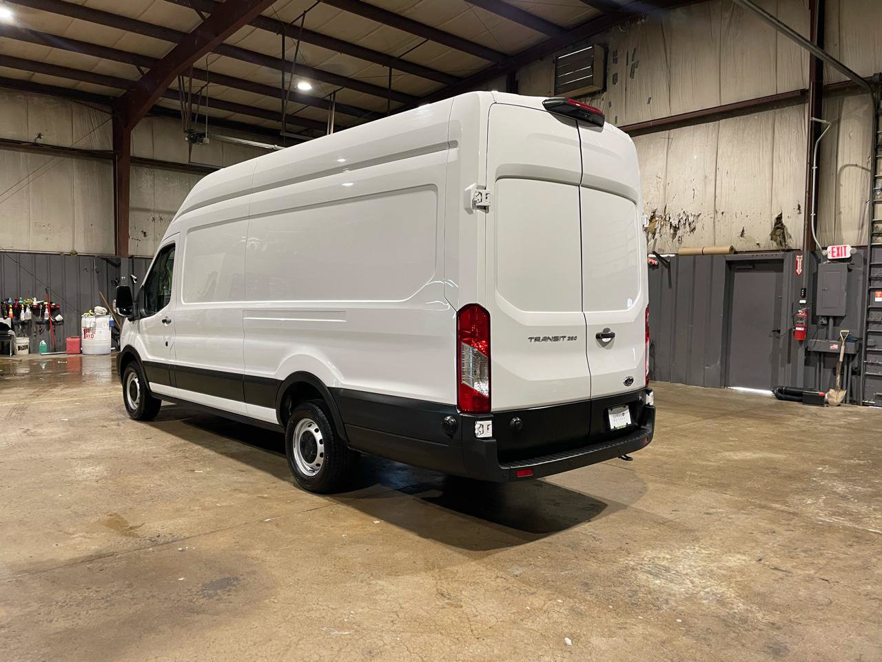 Used 2023 Ford Transit 350 148 High Roof Extended RWD image 7
