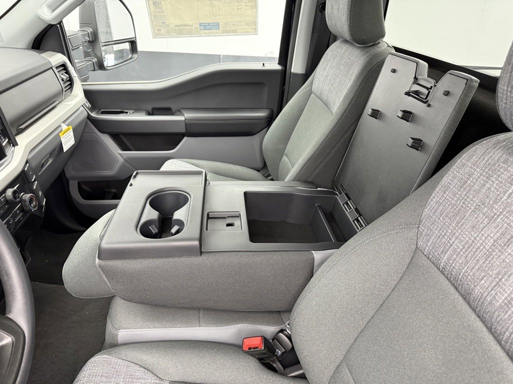 New 2025 Ford F250 XLT w/ 360-Degree Camera Package image 57