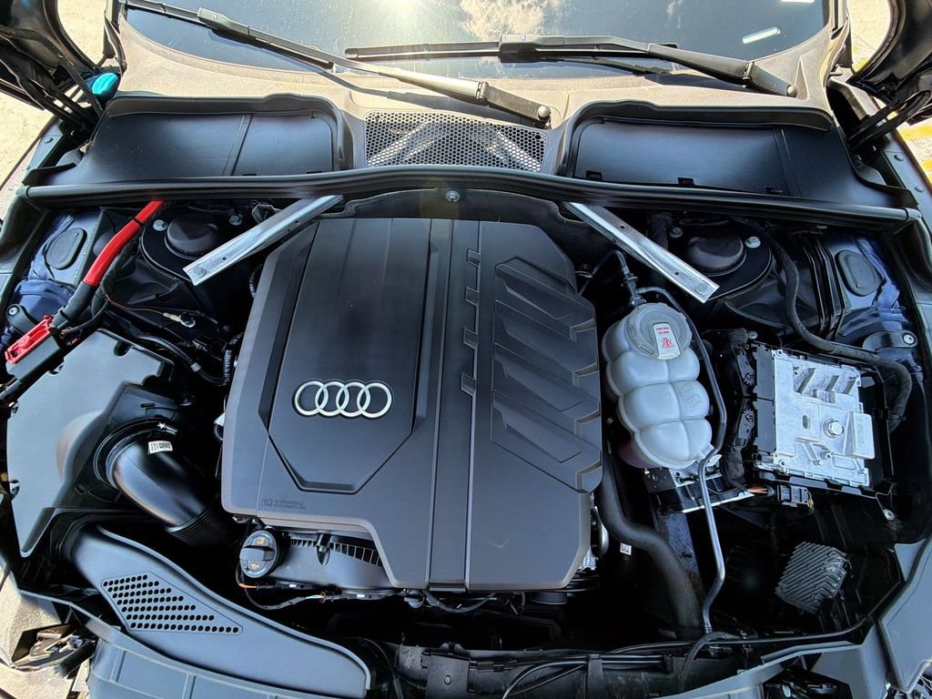 Used 2022 Audi A5 2.0T Premium Plus w/ Premium Plus AWD/4WD image 17