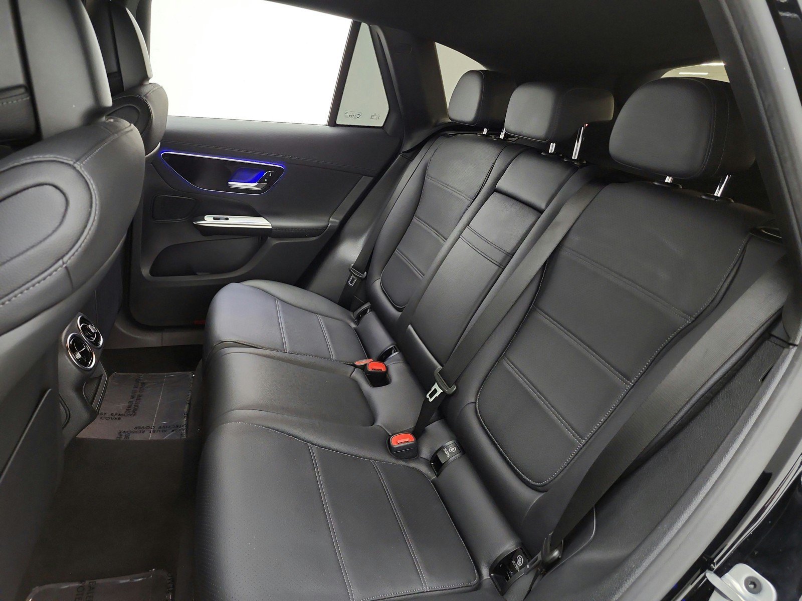 Used 2024 Mercedes-Benz GLC 300 image 15