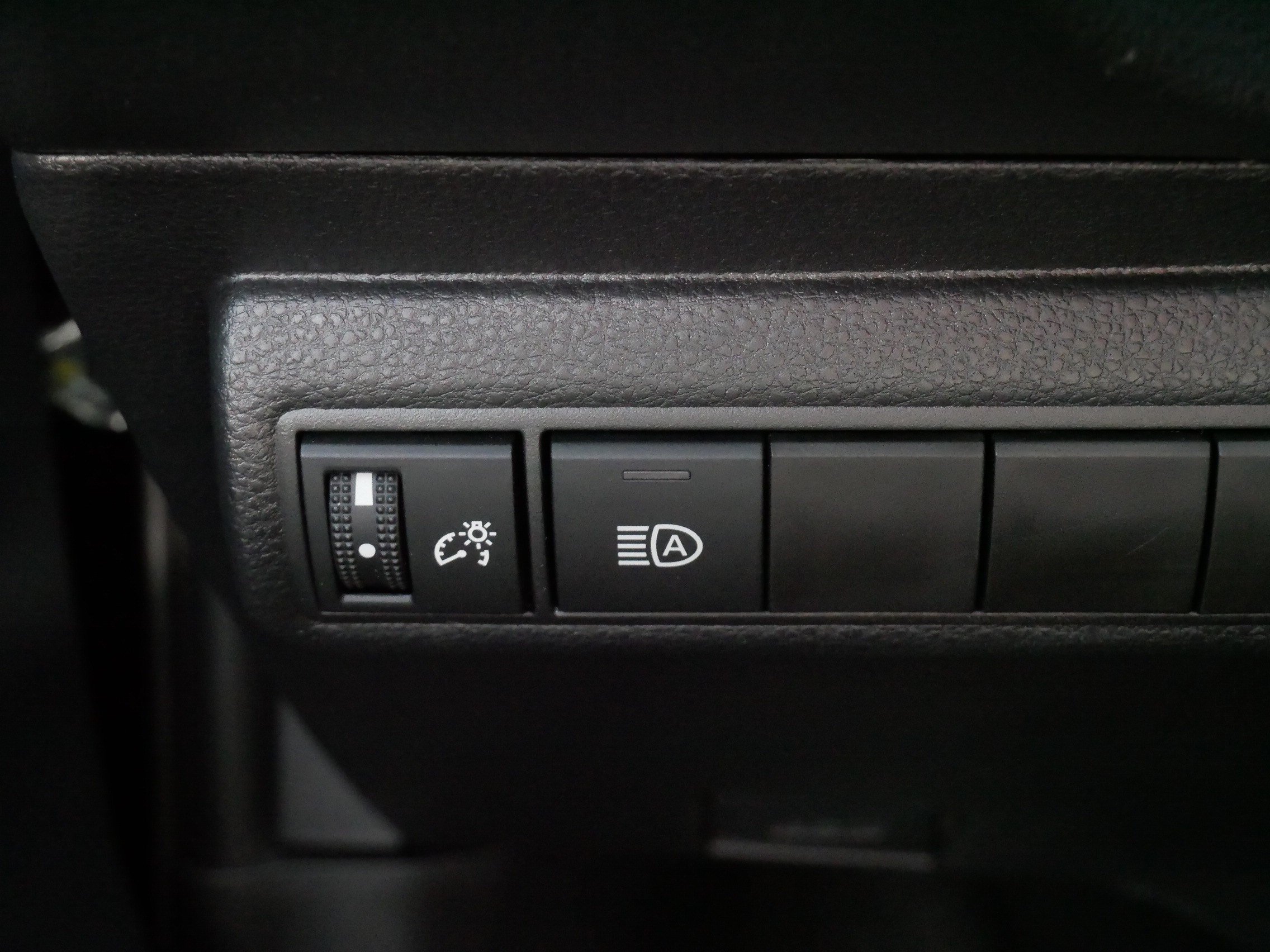 Certified 2026 Toyota Corolla LE FWD image 27