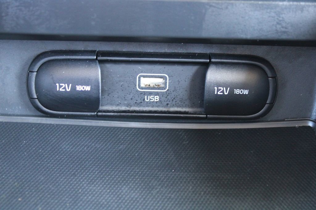 Certified 2025 Kia Soul LX image 35