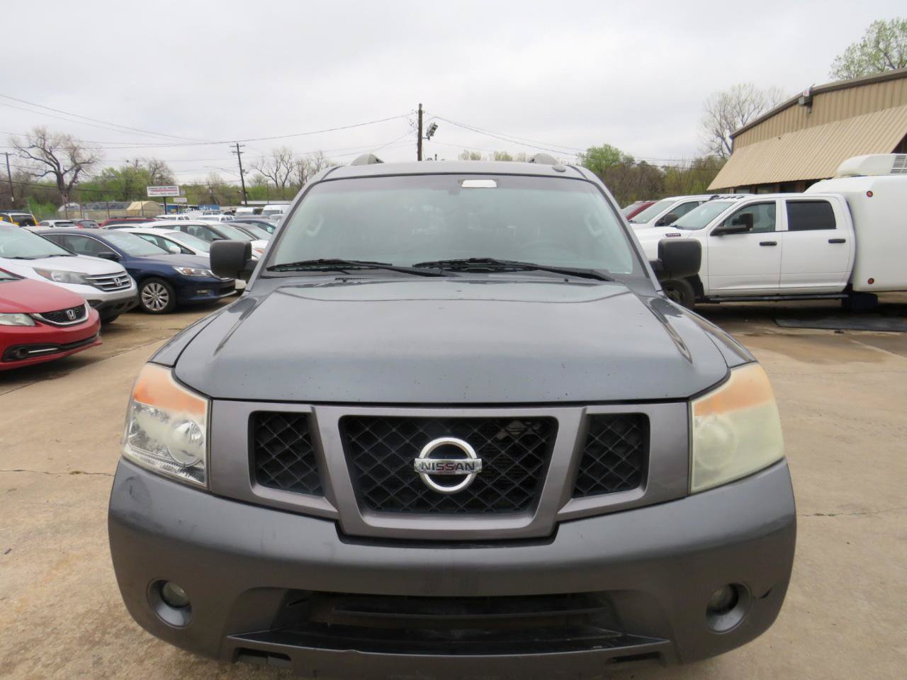 Used 2013 Nissan Armada SV AWD/4WD image 3