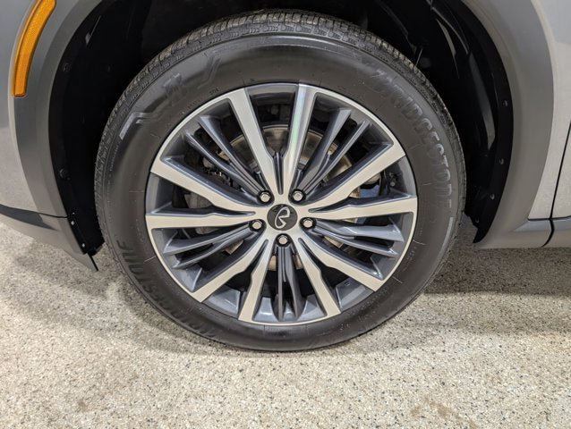 Used 2023 INFINITI QX60 Autograph image 9