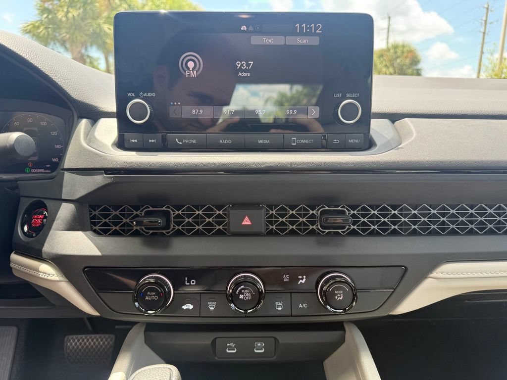 Certified 2025 Honda Accord LX image 18