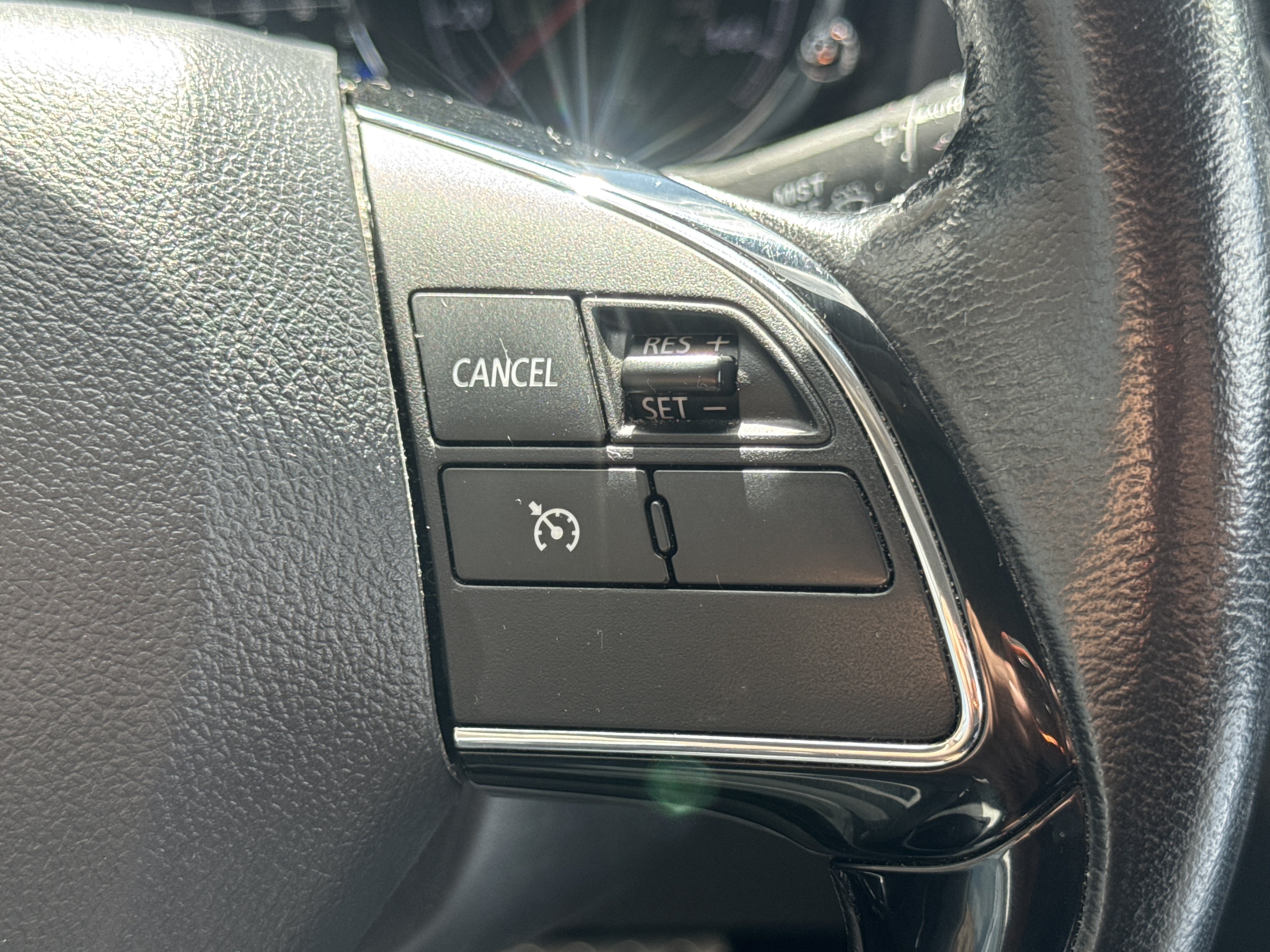 Used 2018 Mitsubishi Outlander Sport SEL AWD/4WD image 8