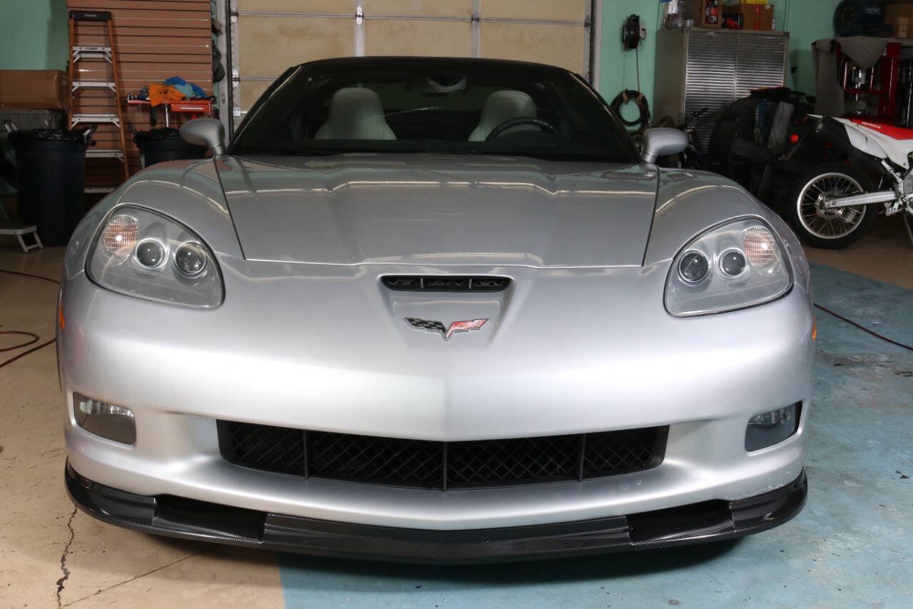 Used 2011 Chevrolet Corvette Grand Sport w/ Preferred Equipment Group RWD image 21