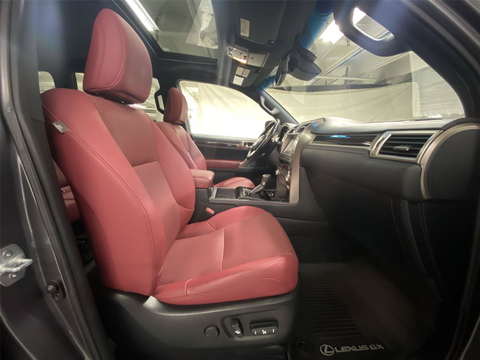 Used 2021 Lexus GX 460 Premium w/ Premium Package AWD/4WD image 30