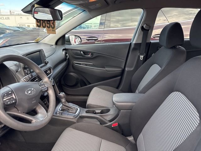 Used 2021 Hyundai Kona SE image 11