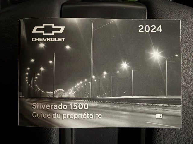 Used 2023 Chevrolet Silverado 1500 Custom image 44