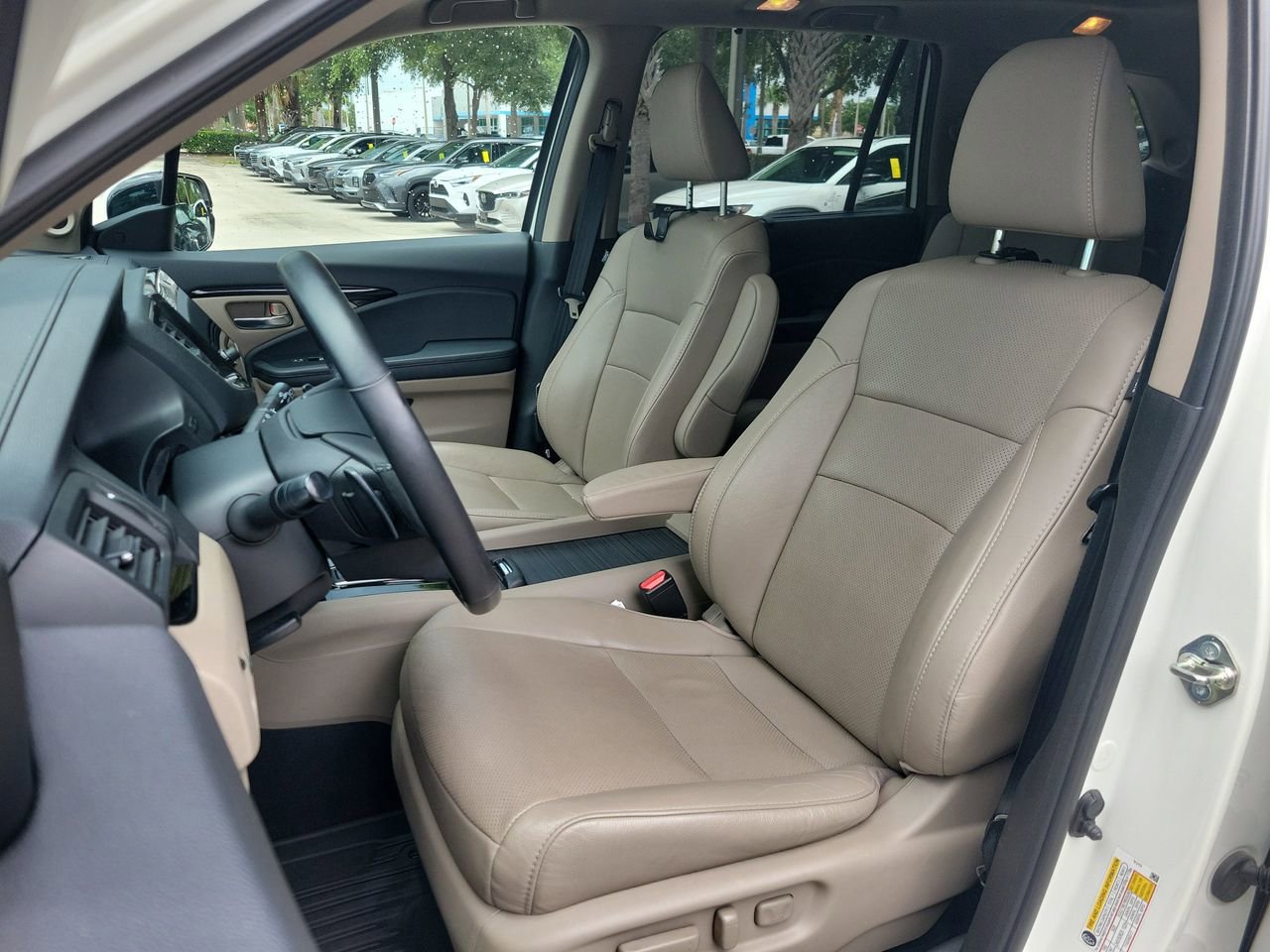 Used 2019 Honda Pilot Elite image 17