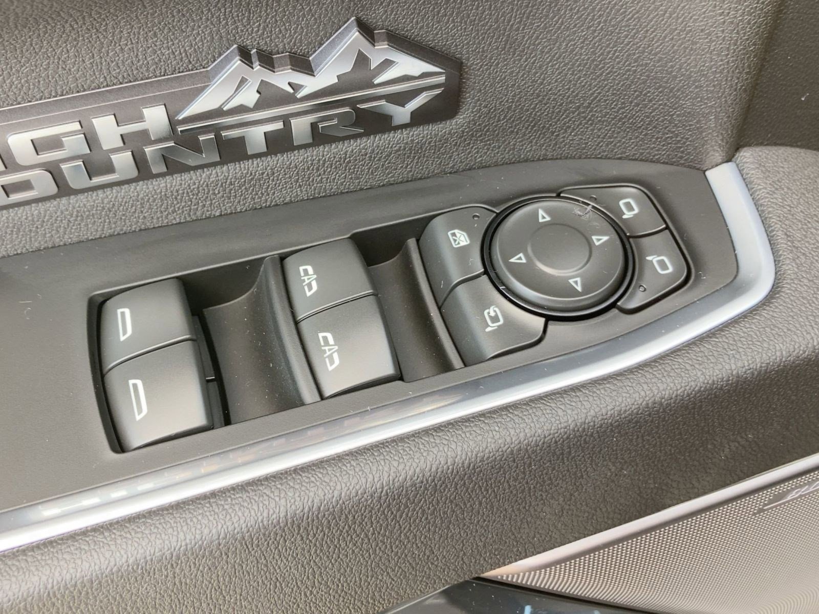 New 2026 Chevrolet Silverado 1500 High Country w/ Midnight Edition image 11
