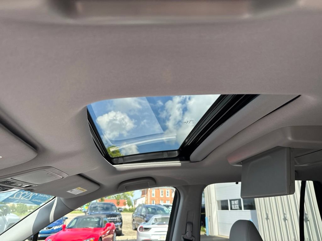 Used 2022 Honda Pilot Touring image 28