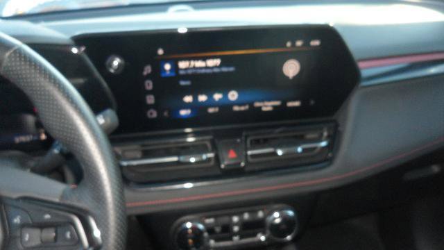 Used 2024 Chevrolet TrailBlazer RS w/ Convenience Package image 19