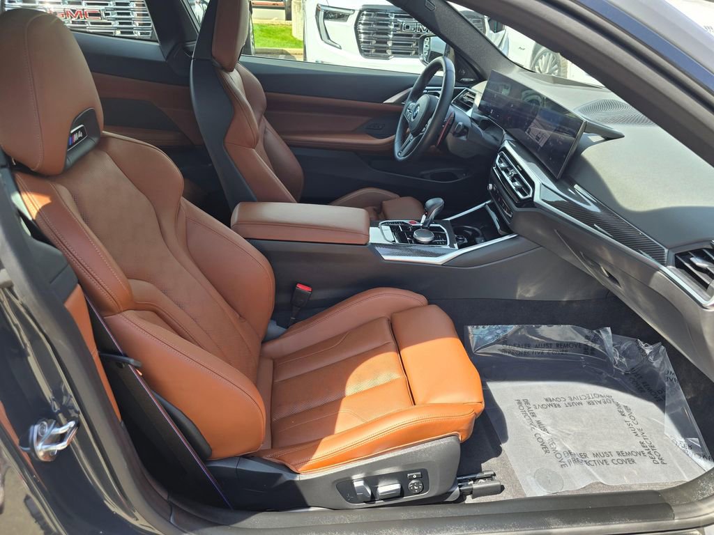 Used 2024 BMW M4 xDrive Competition AWD/4WD image 11