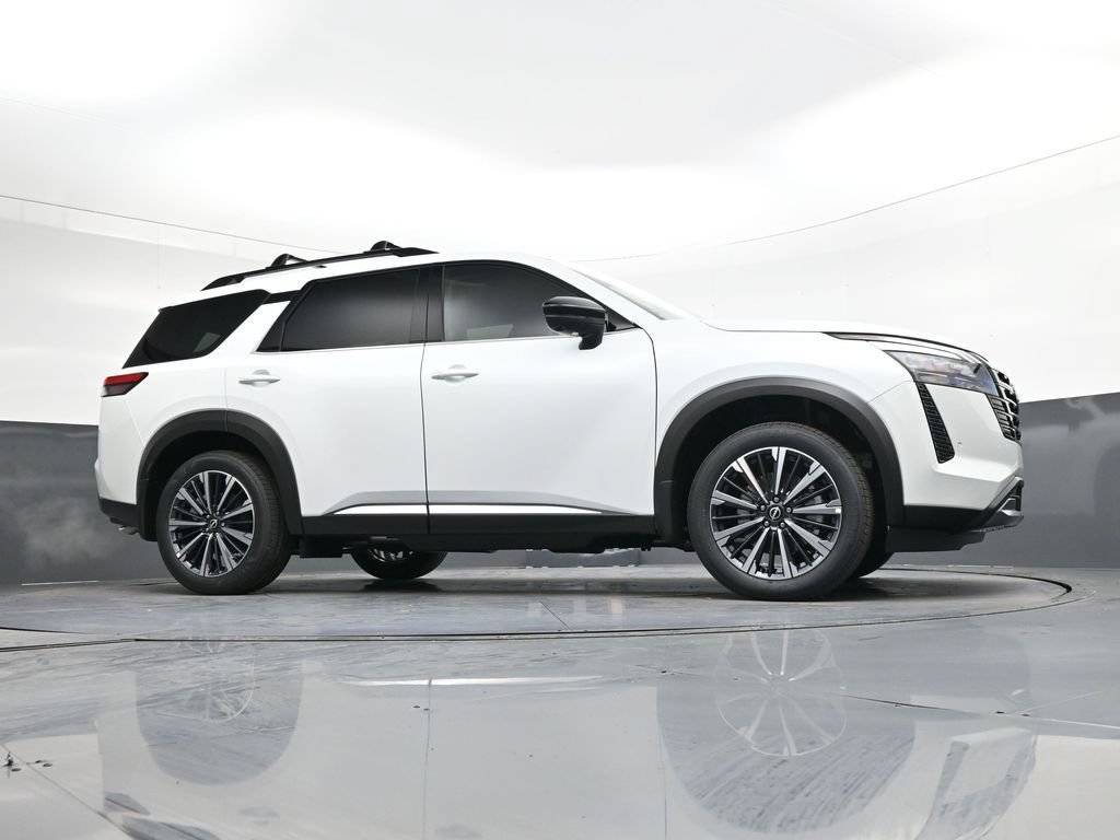 New 2026 Nissan Pathfinder Platinum w/ Cargo Package FWD image 42