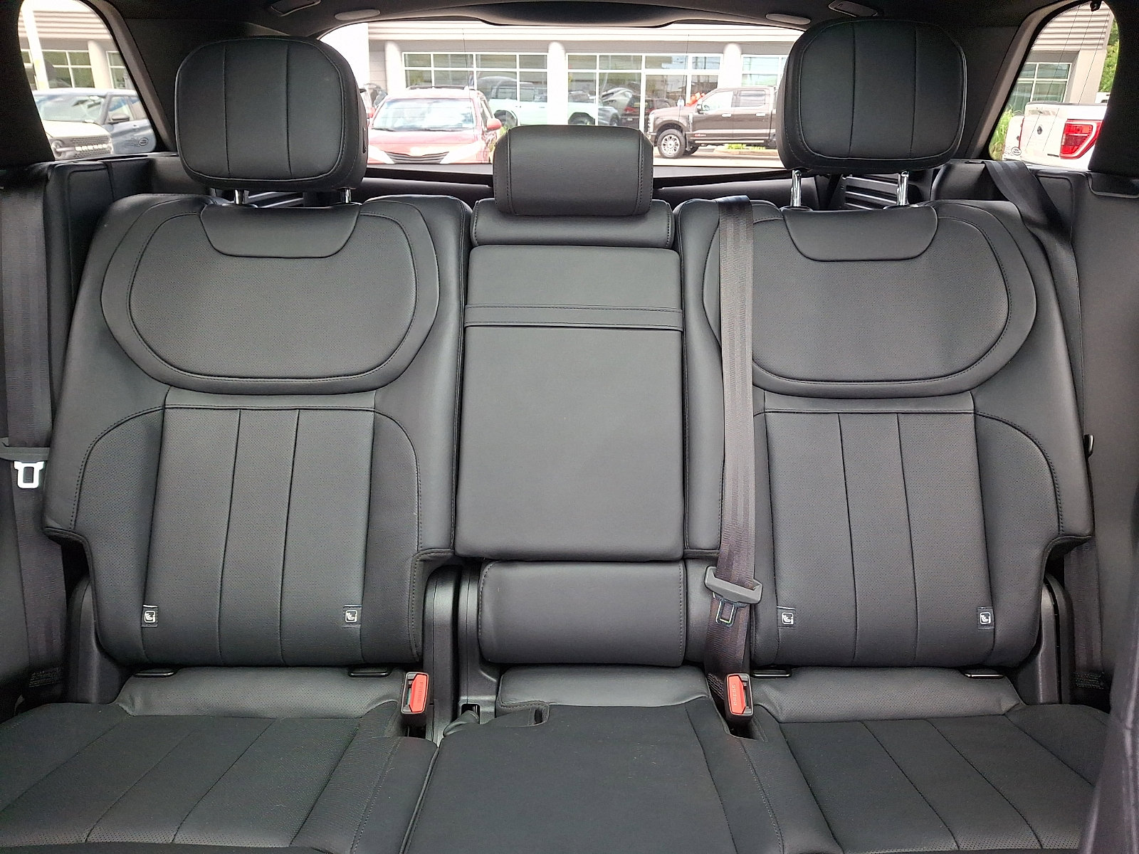 Used 2023 Land Rover Range Rover Sport SE Dynamic AWD/4WD image 18