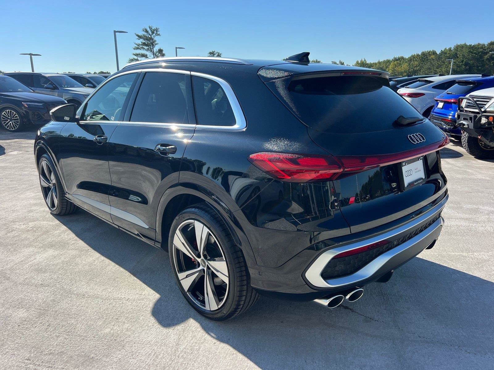 New 2026 Audi SQ5 Prestige AWD/4WD image 7