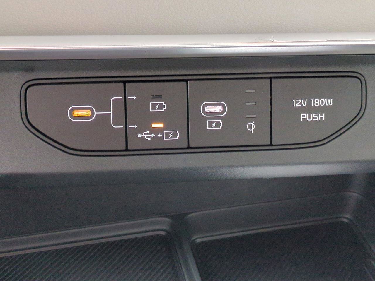 New 2026 Kia Carnival EX FWD image 22