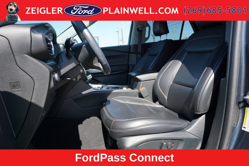 Used 2023 Ford Explorer XLT w/ Equipment Group 202A AWD/4WD image 18