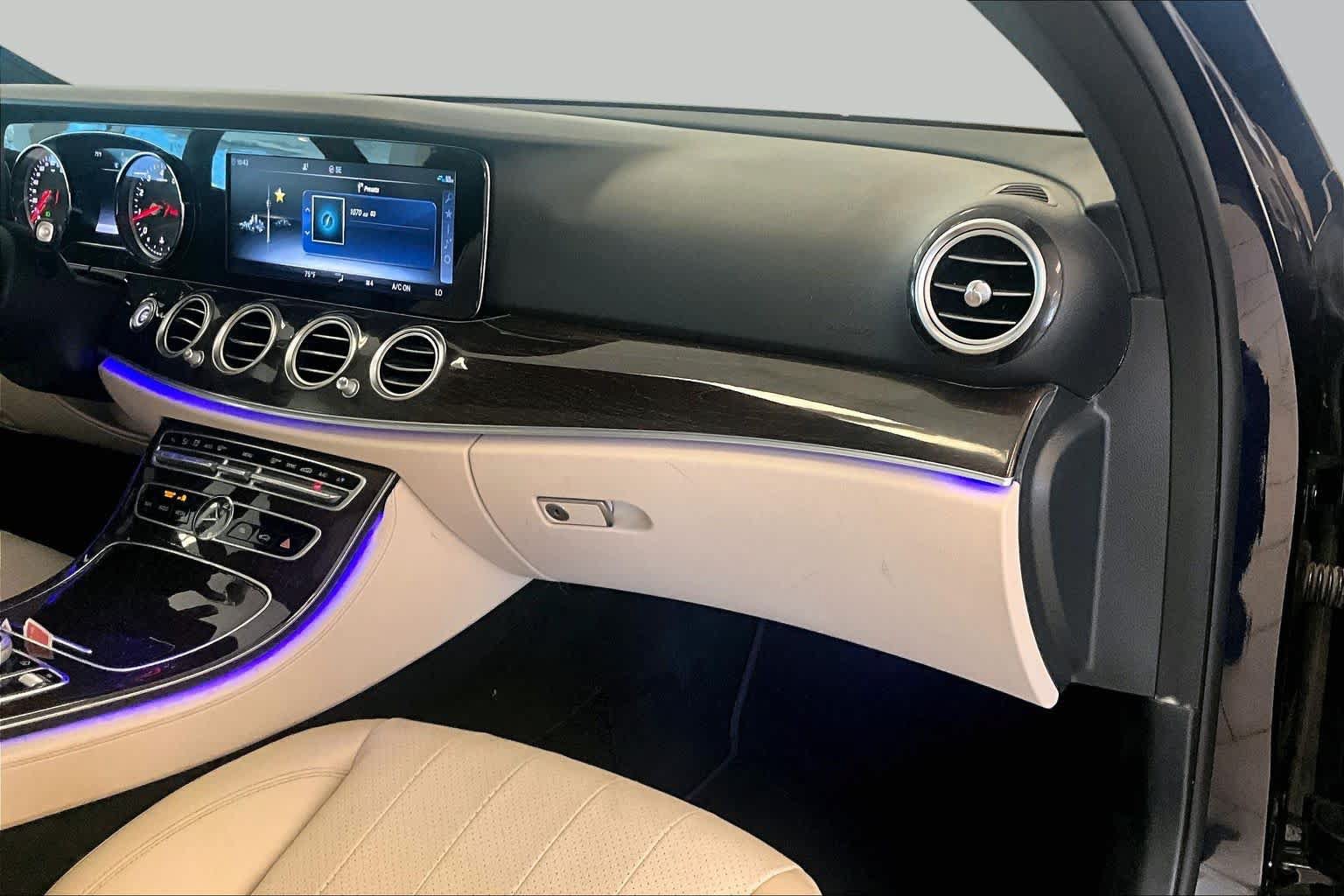 Used 2019 Mercedes-Benz E 300 image 16