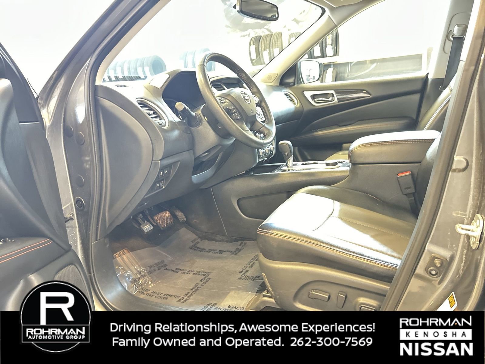 Used 2020 Nissan Pathfinder SL image 5