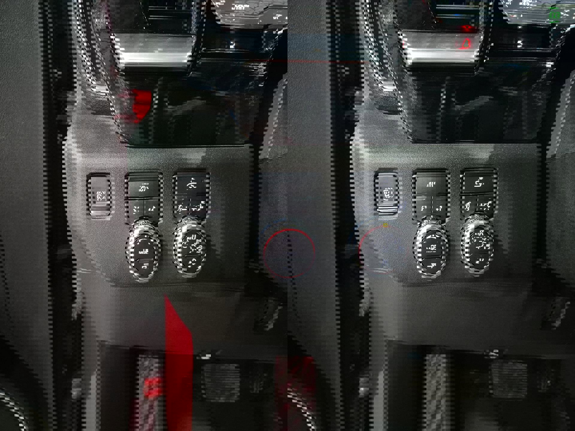 Certified 2022 GMC Sierra 1500 Elevation image 18