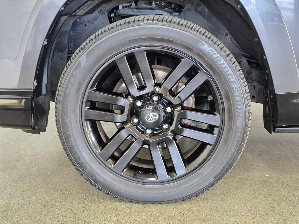 Used 2019 Toyota 4Runner Limited AWD/4WD image 8
