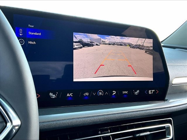 New 2027 Chevrolet Traverse LT FWD image 23
