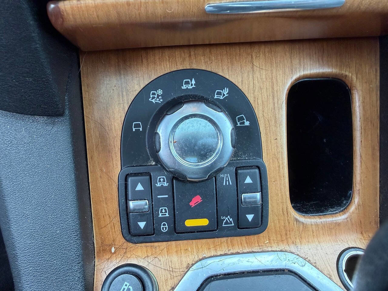 Used 2013 Land Rover LR4 HSE AWD/4WD image 23